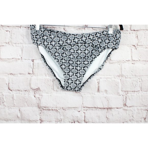 NWOT! LL Bean Black Printed Breathable Bikini Bottom Swimwear Size 16 - Picture 2 of 8